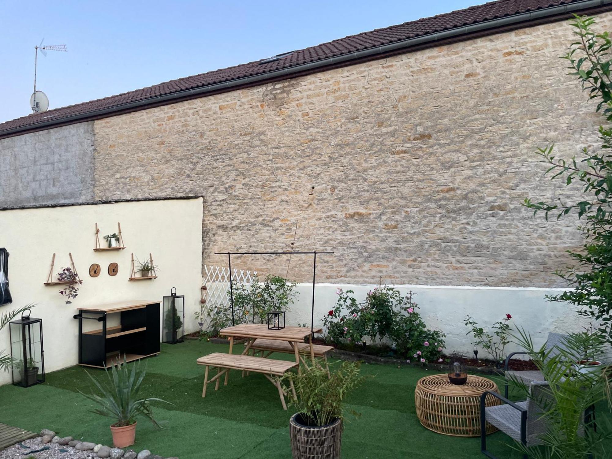 Le Chaumontais Ecolo Et Sa Terrasse Privee Apartment โชมง ภายนอก รูปภาพ